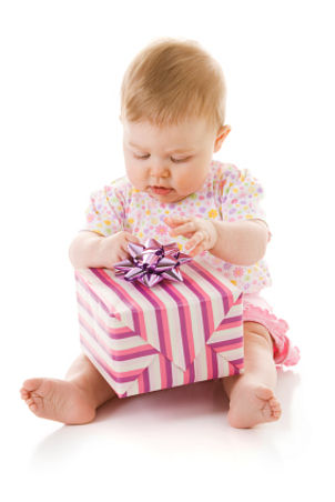 091117_baby-girl-gift